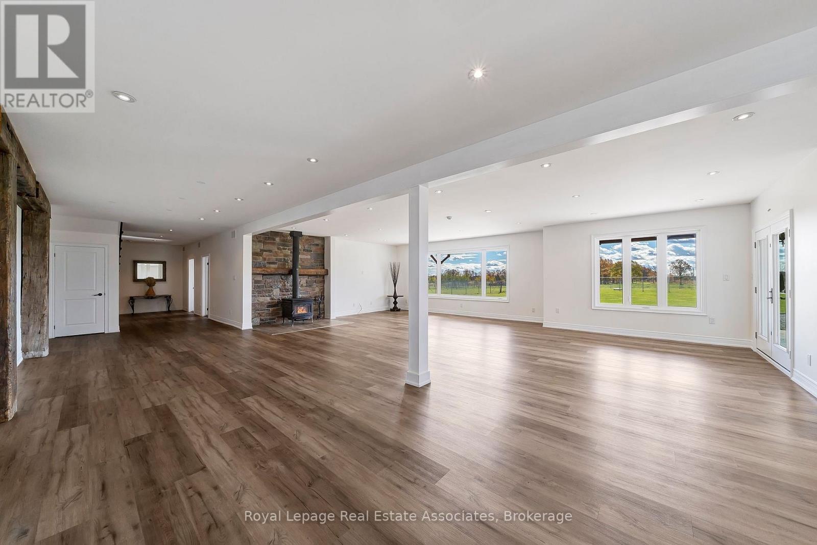 1130 Ridge Road, Hamilton, Ontario  L8J 2X5 - Photo 38 - X12522482