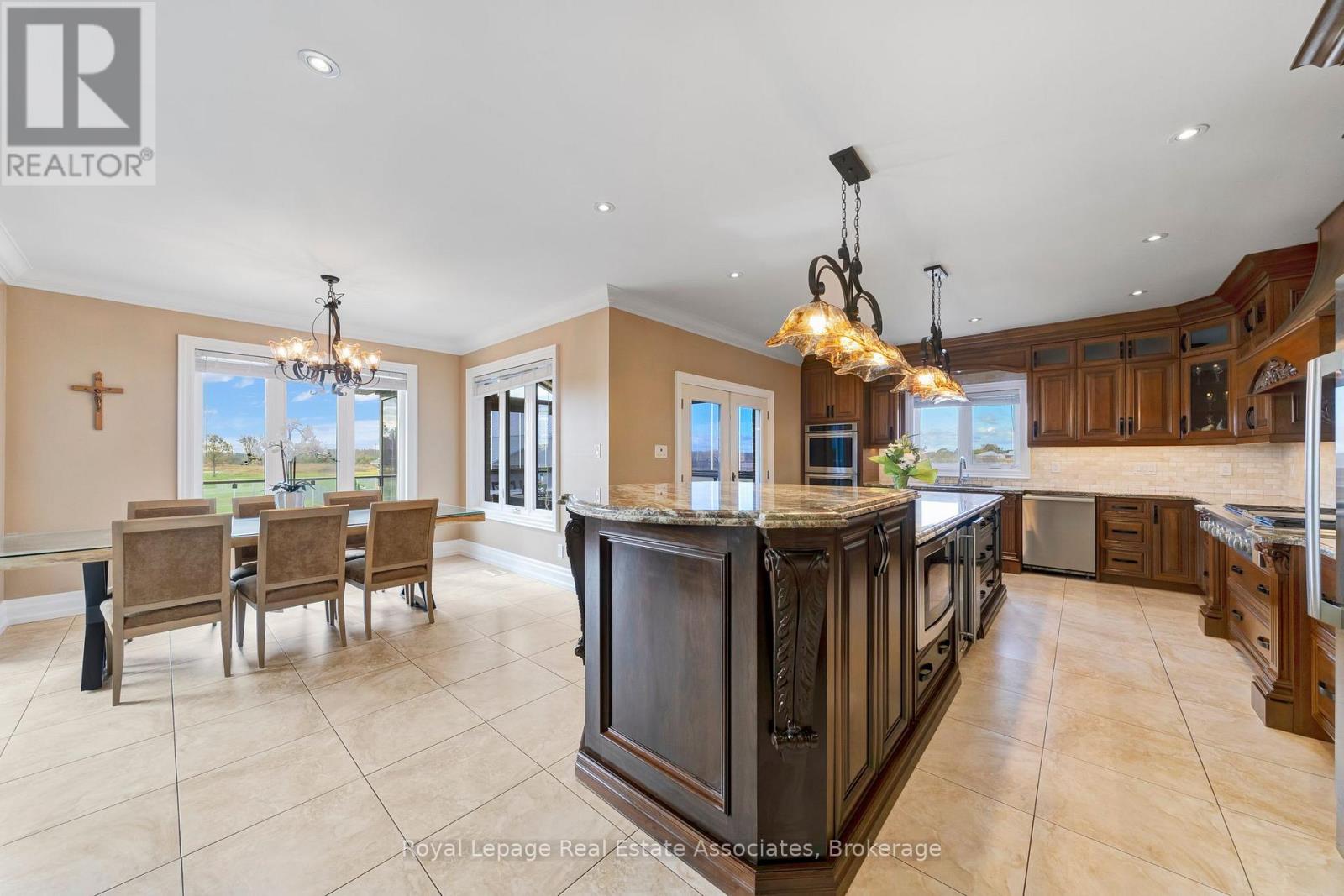 1130 Ridge Road, Hamilton, Ontario  L8J 2X5 - Photo 9 - X12522482