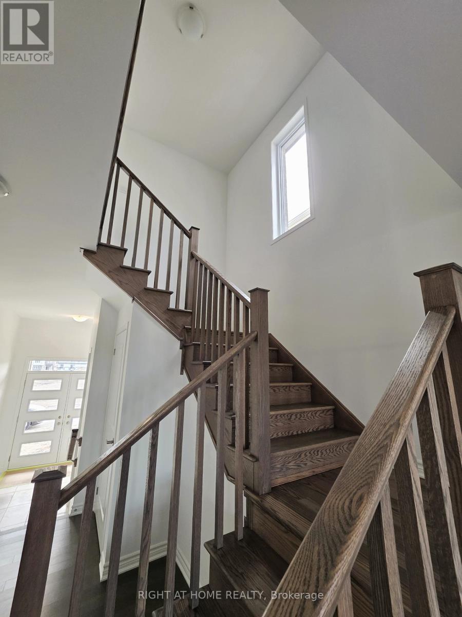 274 Millstone Street, Kitchener, Ontario  N2R 0V3 - Photo 13 - X12522488