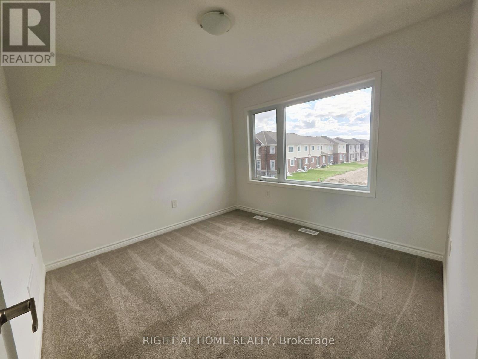 274 Millstone Street, Kitchener, Ontario  N2R 0V3 - Photo 18 - X12522488