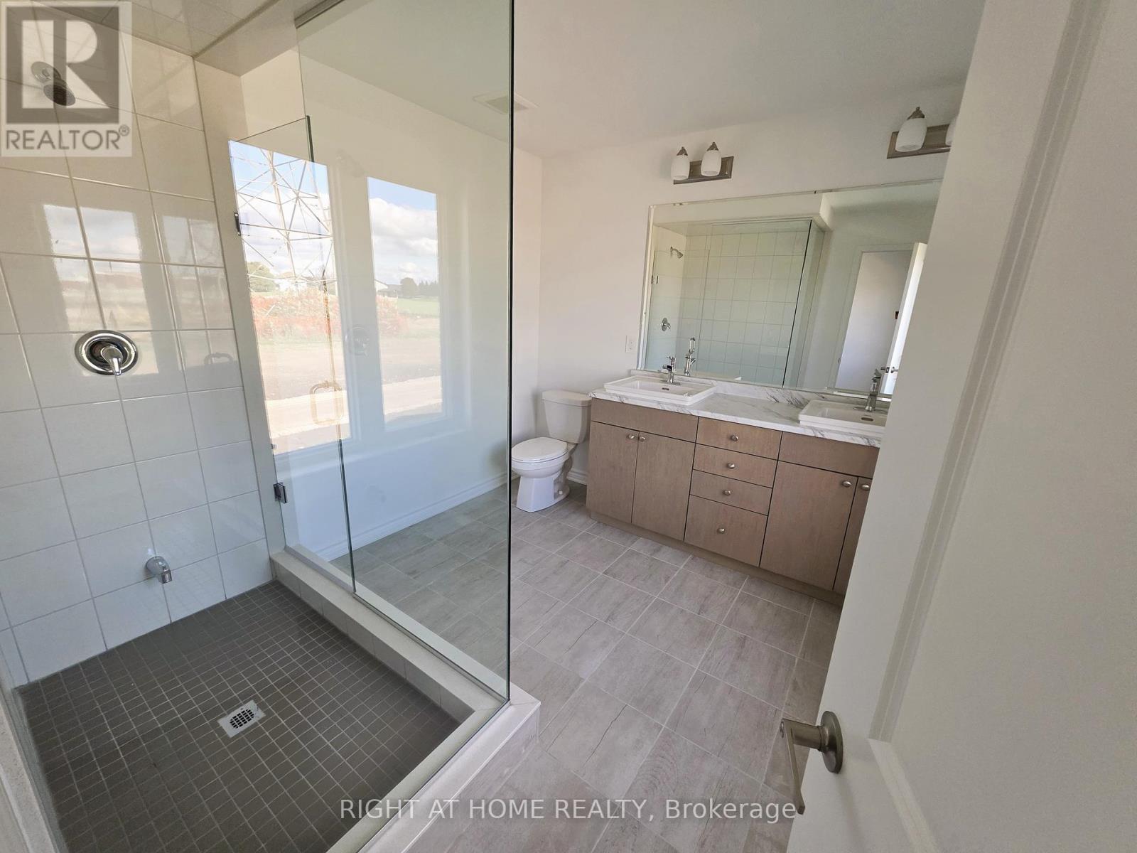 274 Millstone Street, Kitchener, Ontario  N2R 0V3 - Photo 23 - X12522488