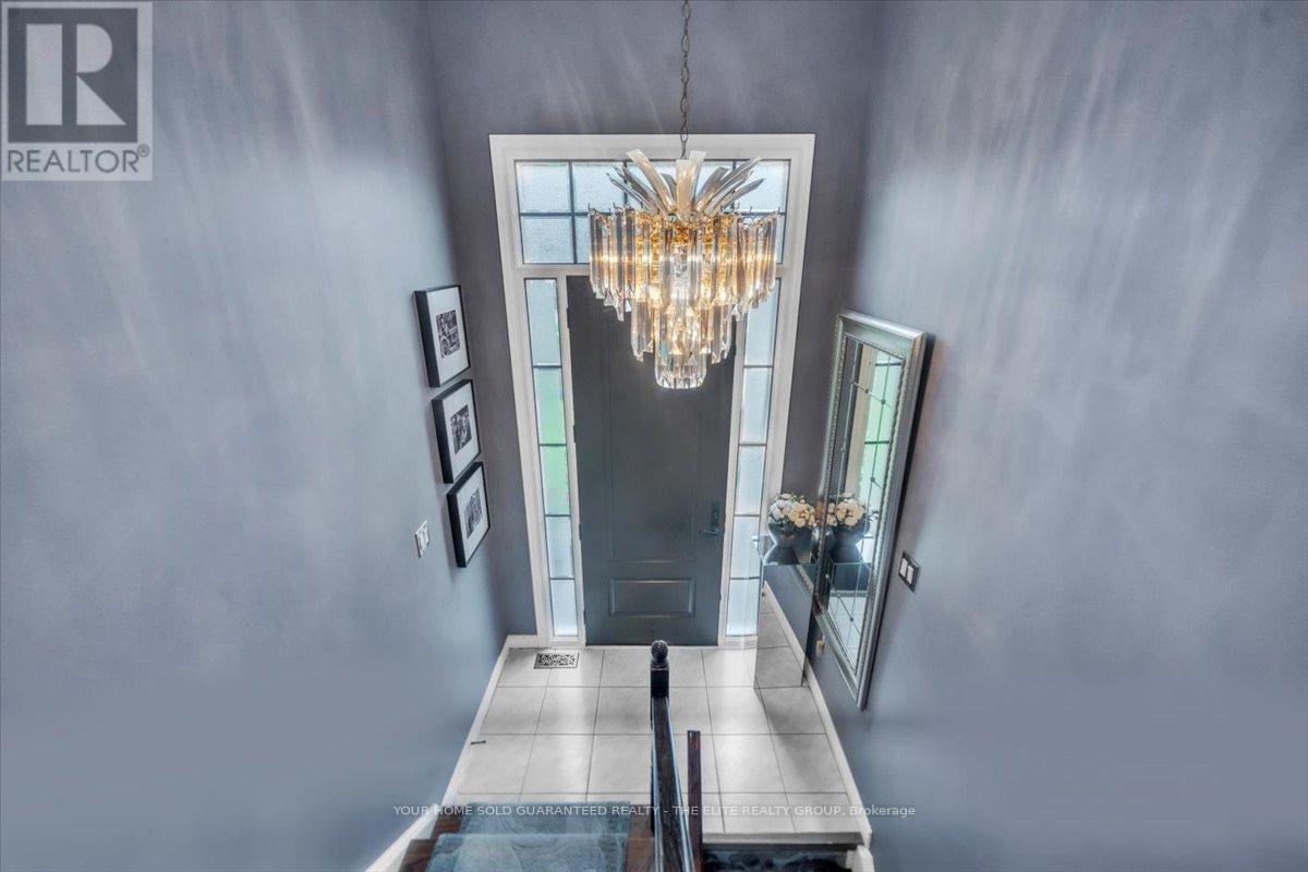 1146 Line Avenue, Pelham, Ontario  L3C 3C4 - Photo 3 - X12522502