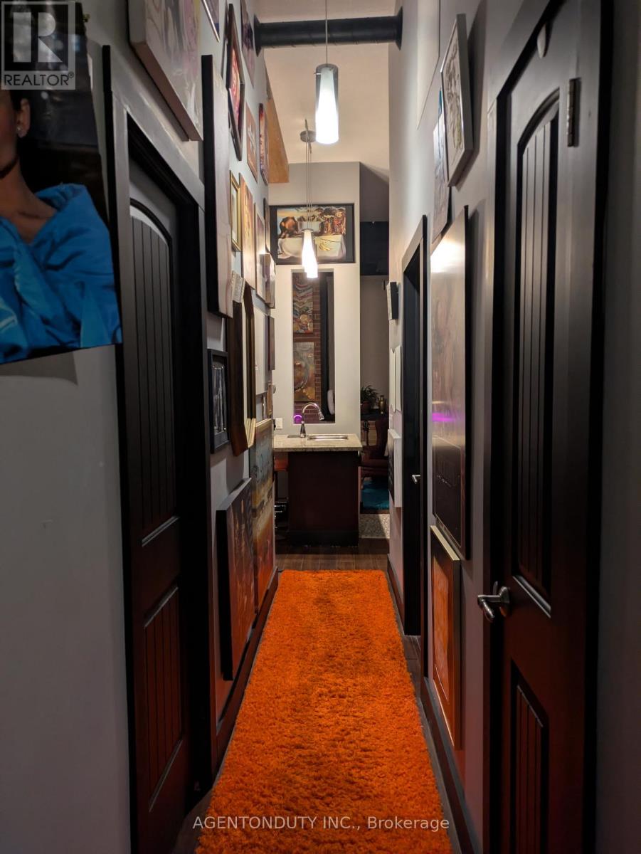 101 - 24 Cedar Street, Cambridge, Ontario  N1S 0B2 - Photo 37 - X12522510