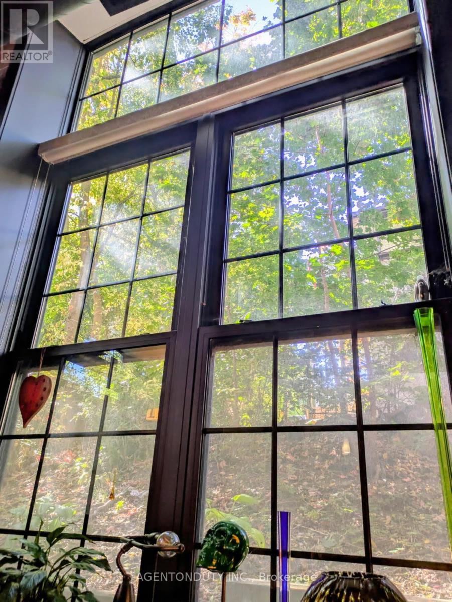 101 - 24 Cedar Street, Cambridge, Ontario  N1S 0B2 - Photo 38 - X12522510