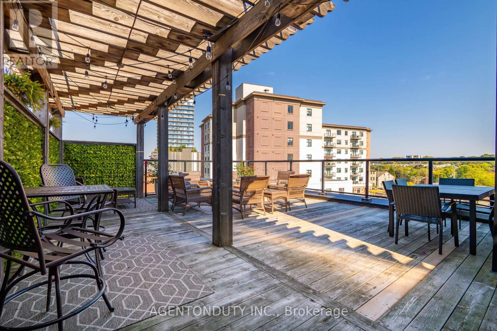 101 - 24 Cedar Street, Cambridge, Ontario  N1S 0B2 - Photo 42 - X12522510