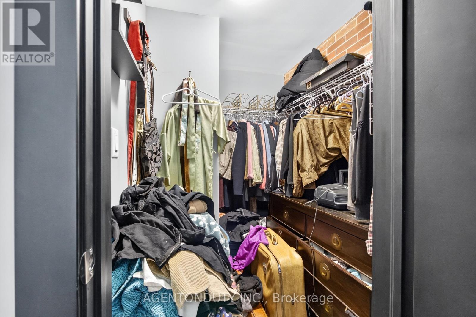 101 - 24 Cedar Street, Cambridge, Ontario  N1S 0B2 - Photo 48 - X12522510