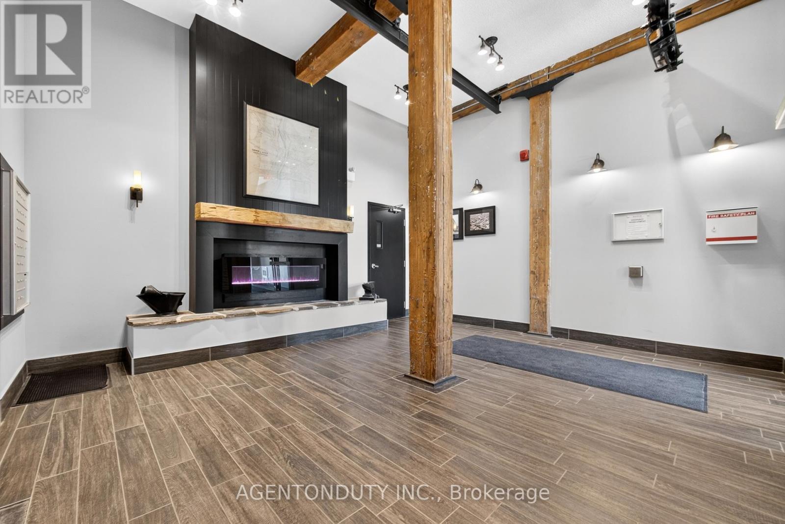 101 - 24 Cedar Street, Cambridge, Ontario  N1S 0B2 - Photo 7 - X12522510