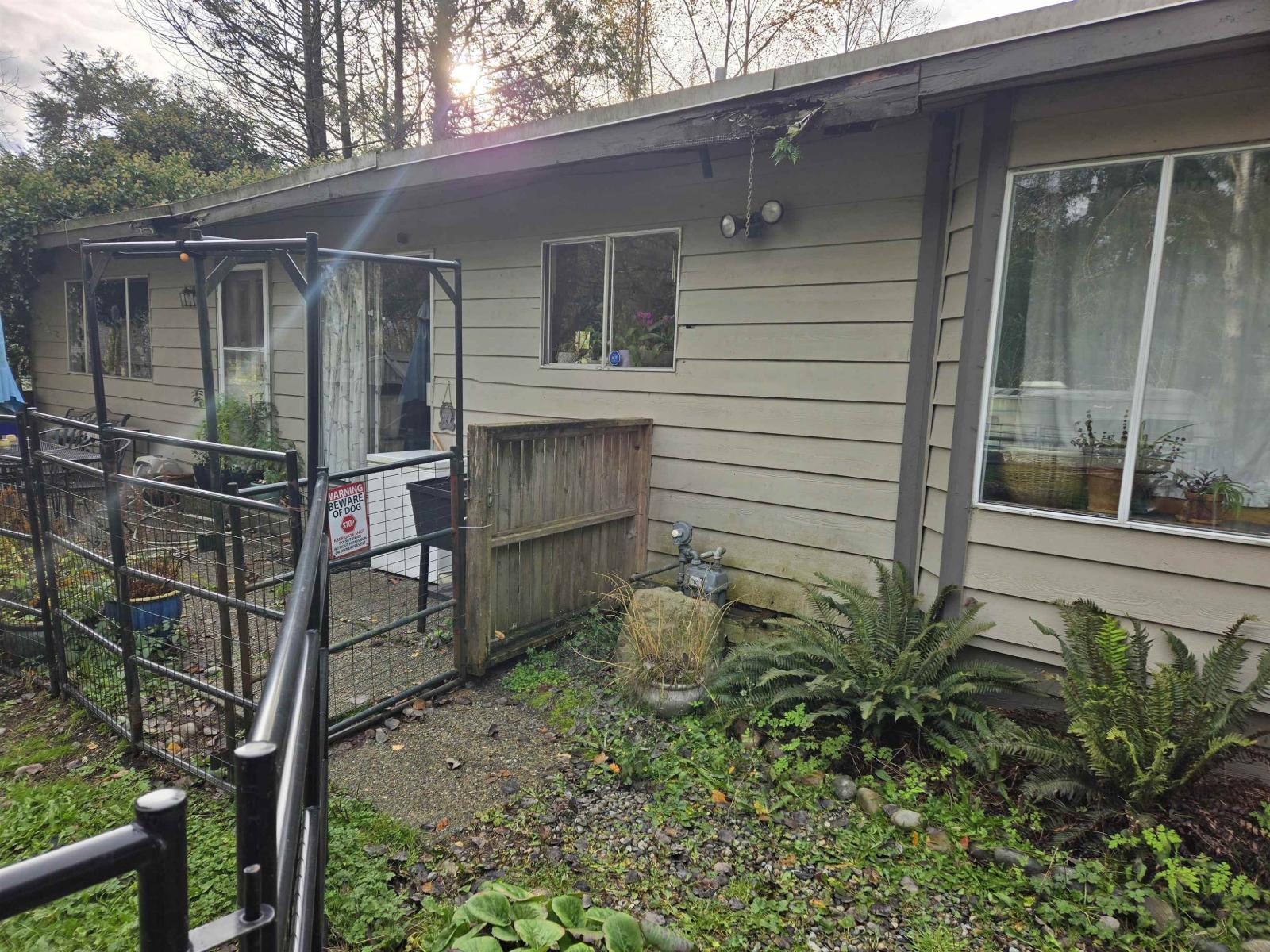 2617 208 Street, Langley, British Columbia  V2Z 2B1 - Photo 3 - R3065595