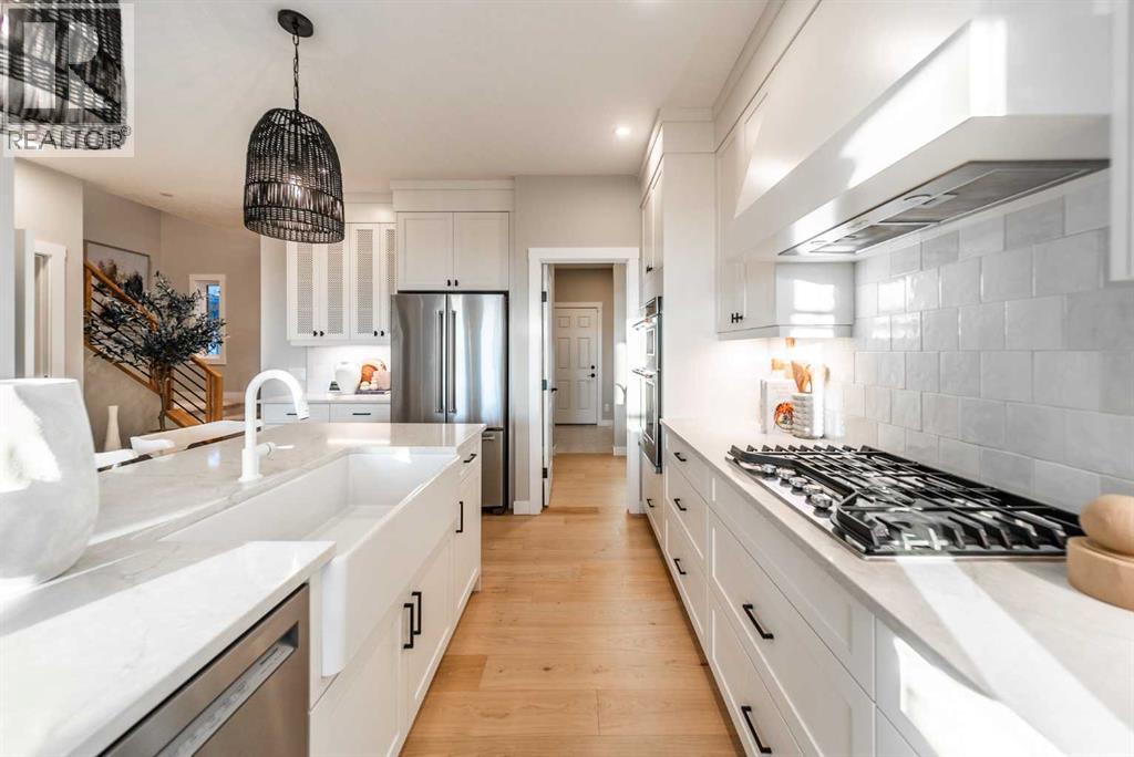 207 Lucas Common Nw, Calgary, Alberta  T3P 2B3 - Photo 6 - A2254552