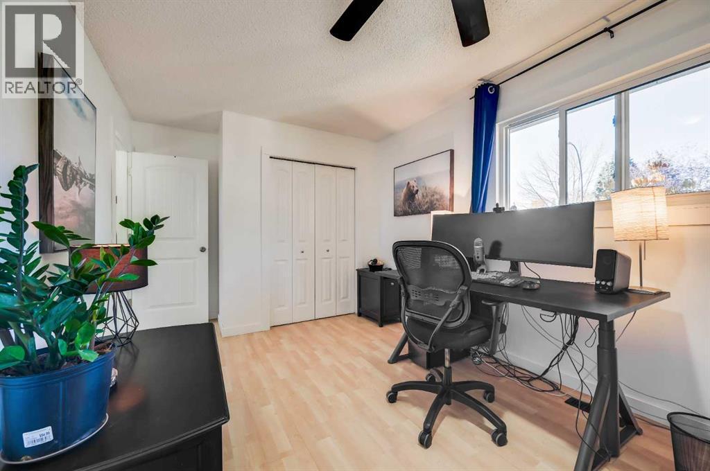 828 Queensland Drive Se, Calgary, Alberta  T2J 4T1 - Photo 17 - A2269350