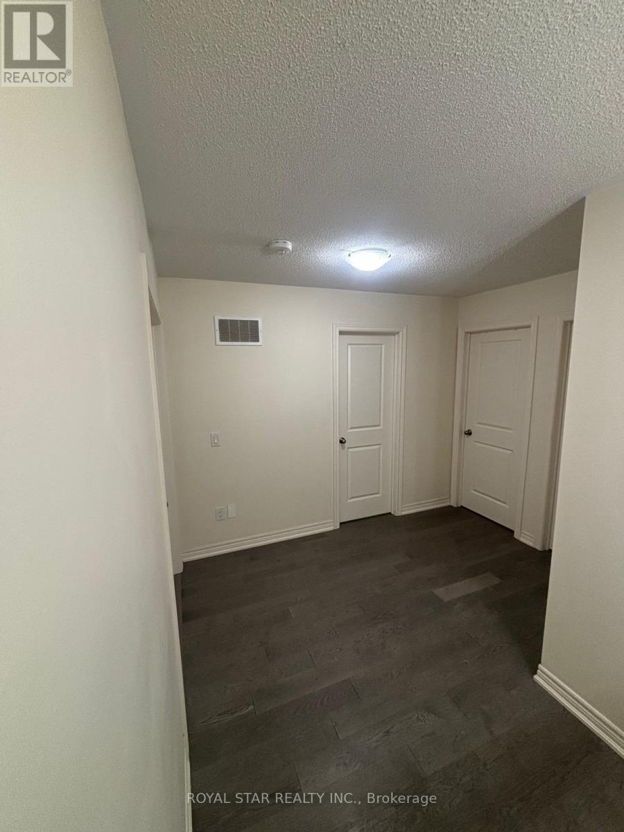 10 Fresnel Road, Brampton, Ontario L7A 4Z3 - Photo 11 - W12514380