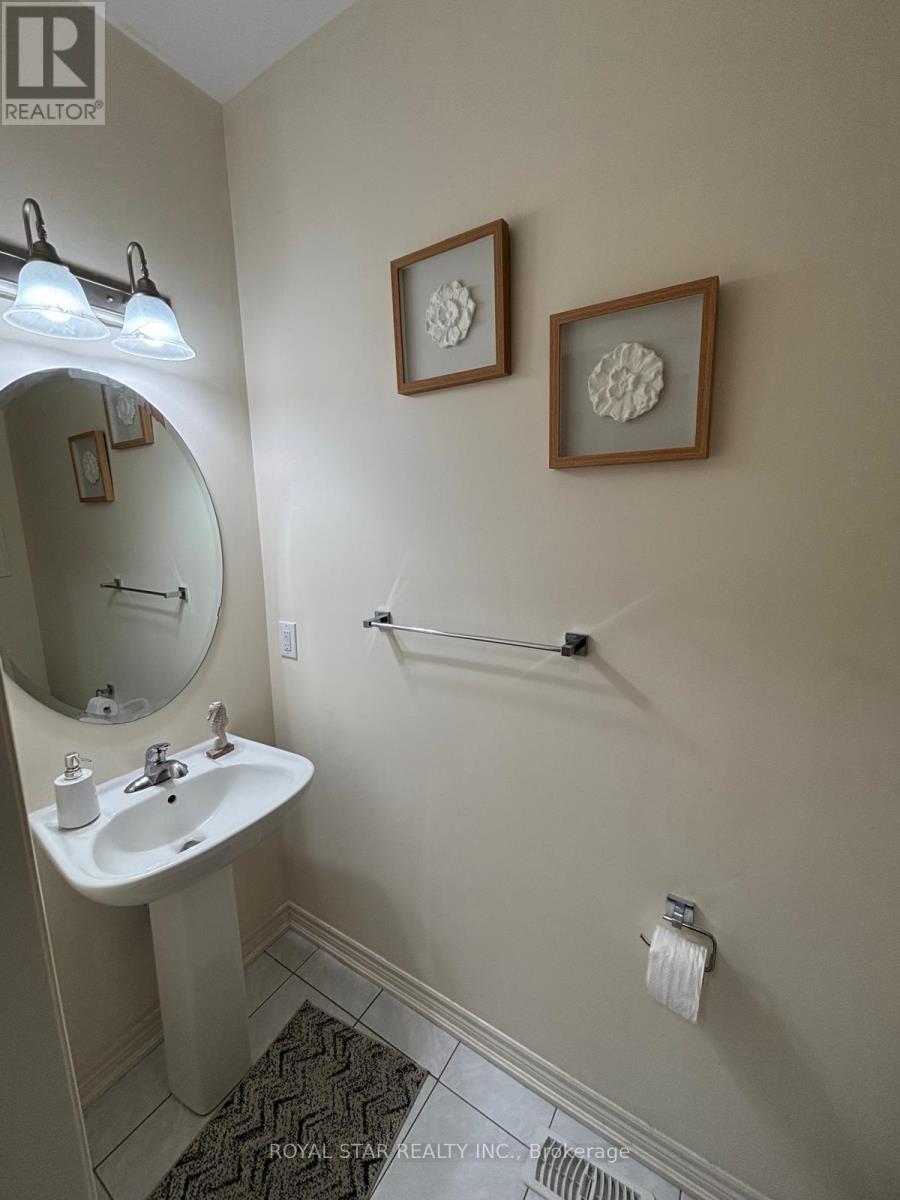 10 Fresnel Road, Brampton, Ontario L7A 4Z3 - Photo 12 - W12514380