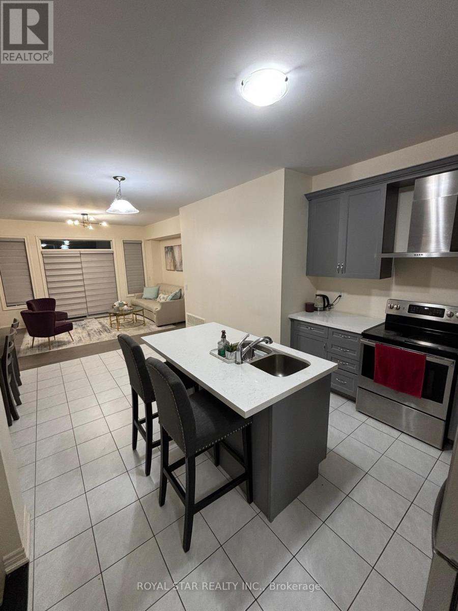 10 Fresnel Road, Brampton, Ontario L7A 4Z3 - Photo 2 - W12514380