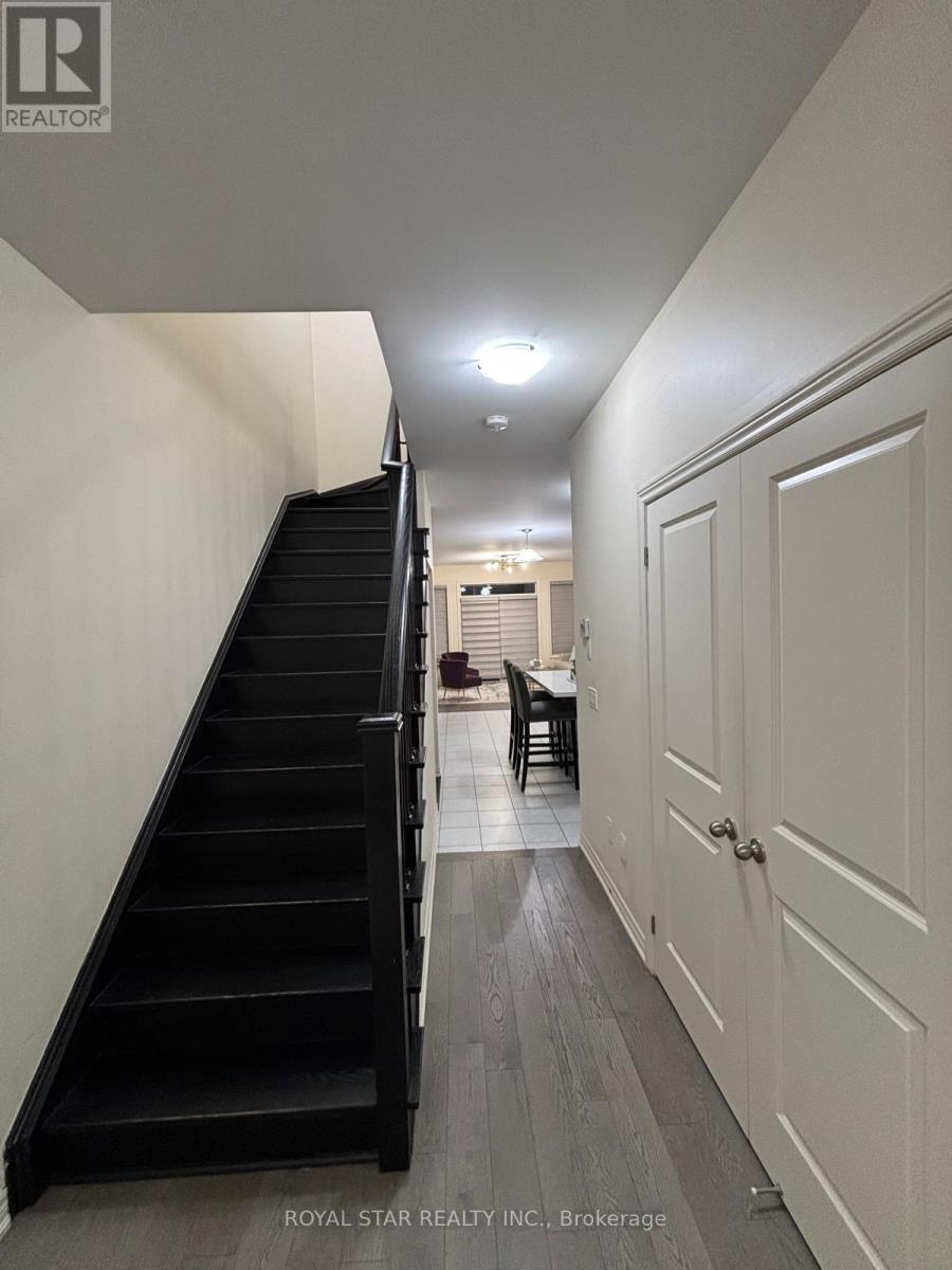 10 Fresnel Road, Brampton, Ontario L7A 4Z3 - Photo 9 - W12514380