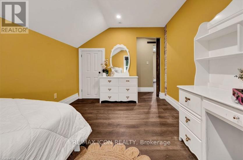 115 Cedar Street, Cambridge, Ontario  N1S 1V7 - Photo 19 - X12459211