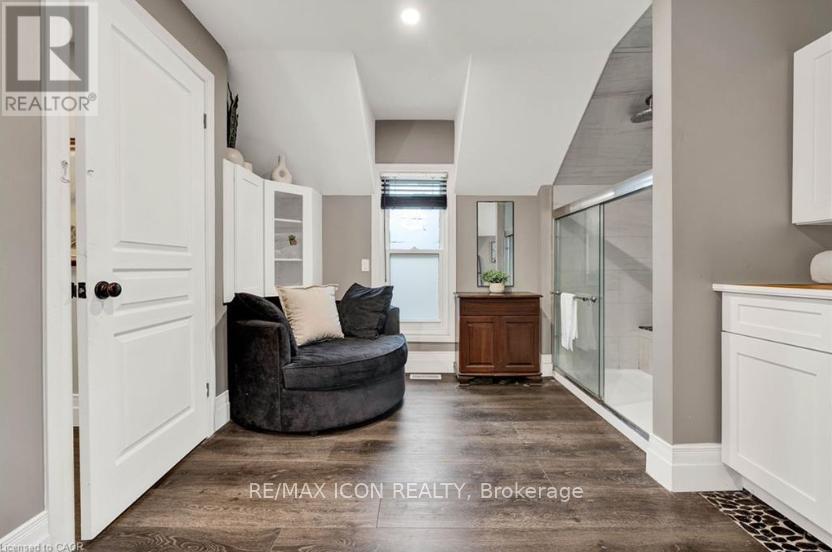 115 Cedar Street, Cambridge, Ontario  N1S 1V7 - Photo 16 - X12459211