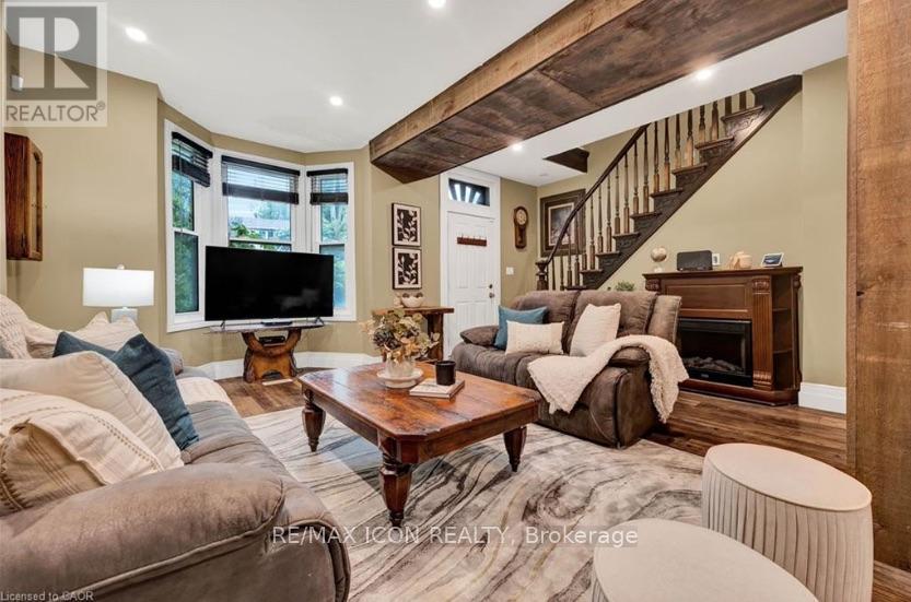 115 Cedar Street, Cambridge, Ontario  N1S 1V7 - Photo 9 - X12459211