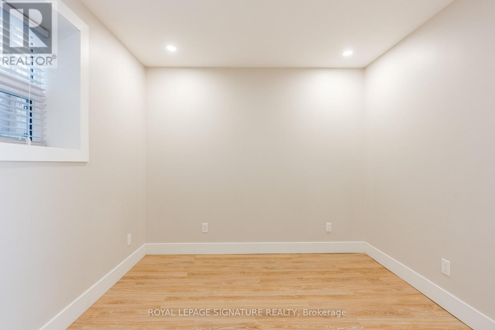 1 - 1 Hassard Avenue, Toronto, Ontario  M4K 3N3 - Photo 15 - E12403260