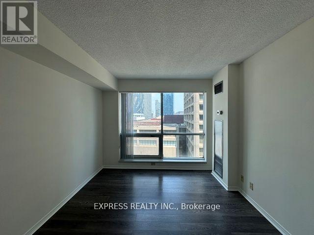 1011 - 10 Yonge Street, Toronto, Ontario  M5E 1R4 - Photo 3 - C12522744