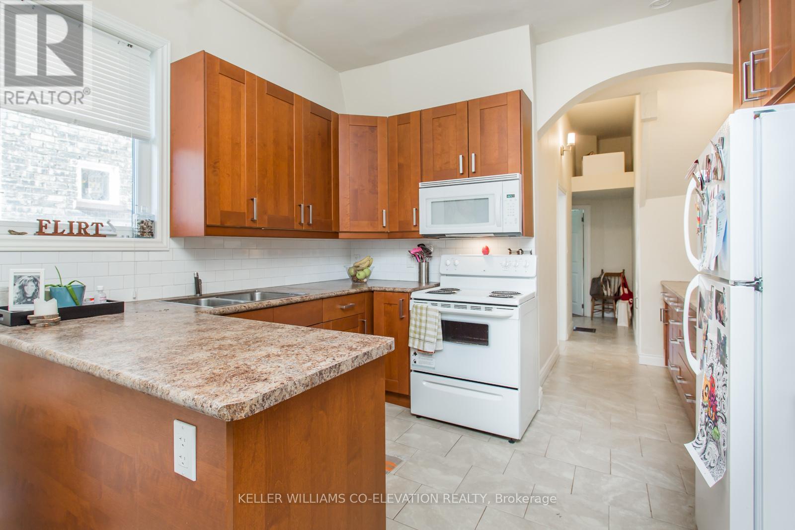 157 Argyle Street, Toronto, Ontario  M6J 1P2 - Photo 5 - C12522762