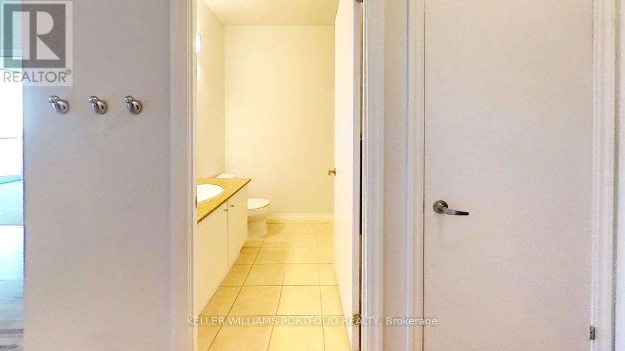 2506 - 12 Yonge Street, Toronto, Ontario  M5E 1Z9 - Photo 9 - C12522780