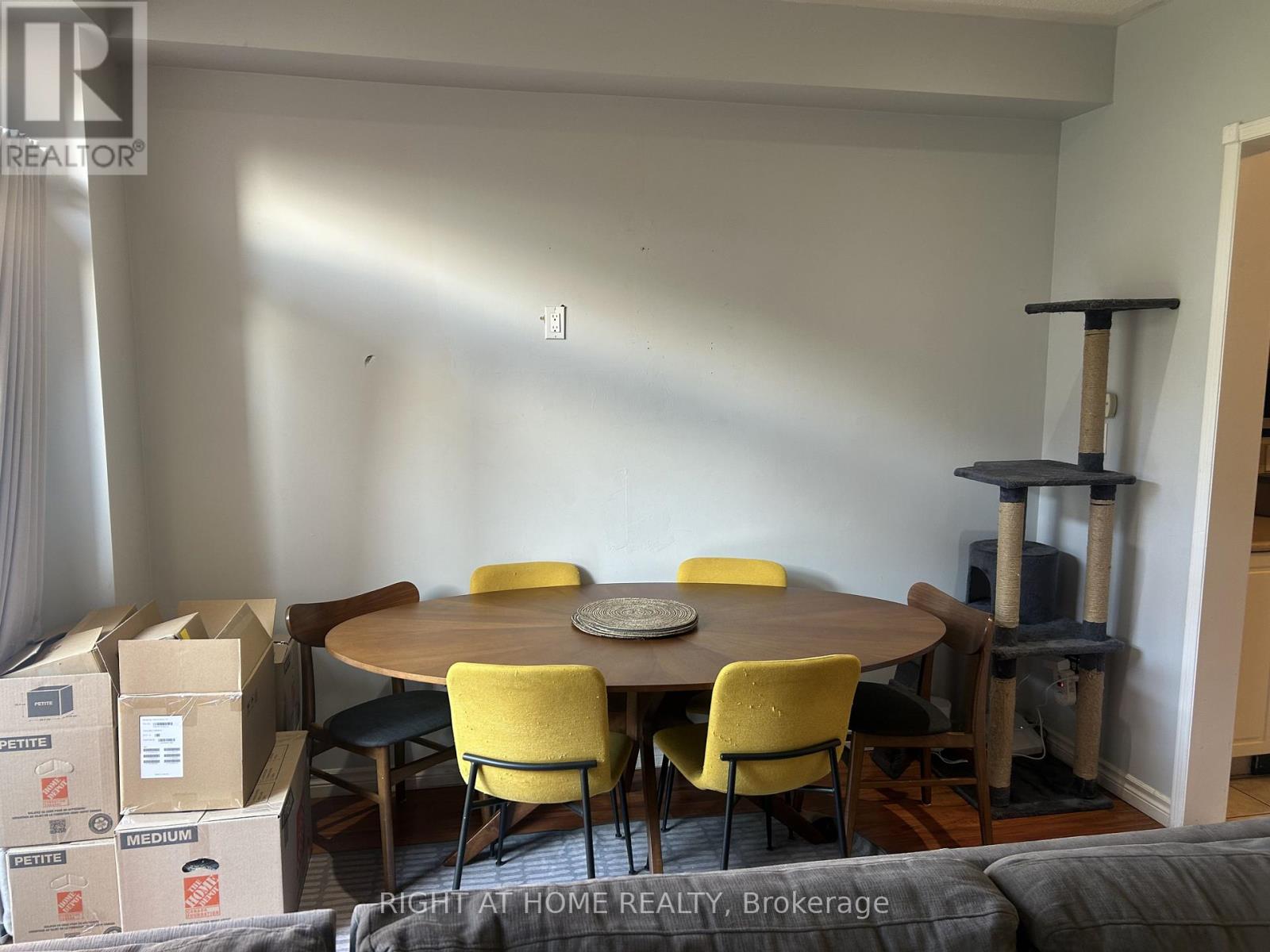 1983 Treetop Way, Pickering, Ontario  L1V 7C8 - Photo 3 - E12522922