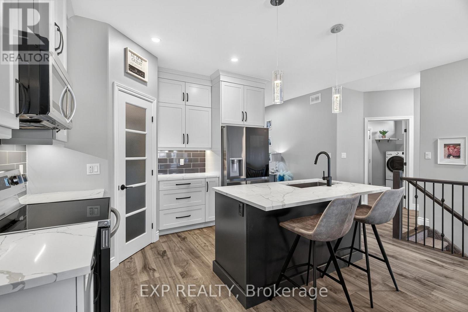 7 Mavety Court, Belleville, Ontario K8N 0R6 - Photo 8 - X12522850