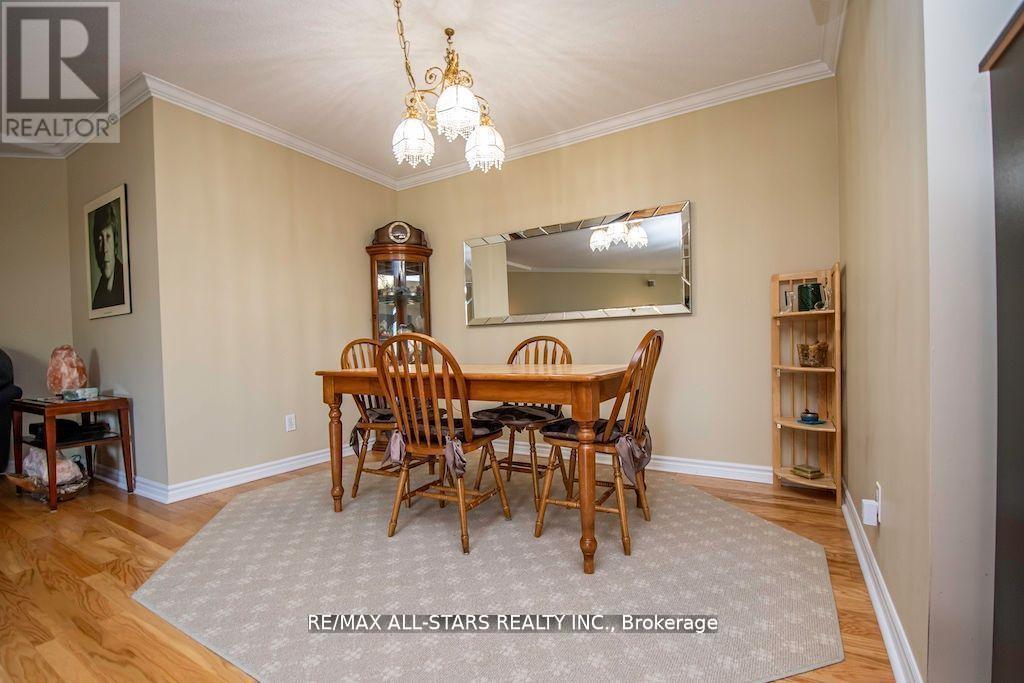 305 - 51 Rivermill Boulevard, Kawartha Lakes, Ontario K9V 6E8 - Photo 7 - X12522872