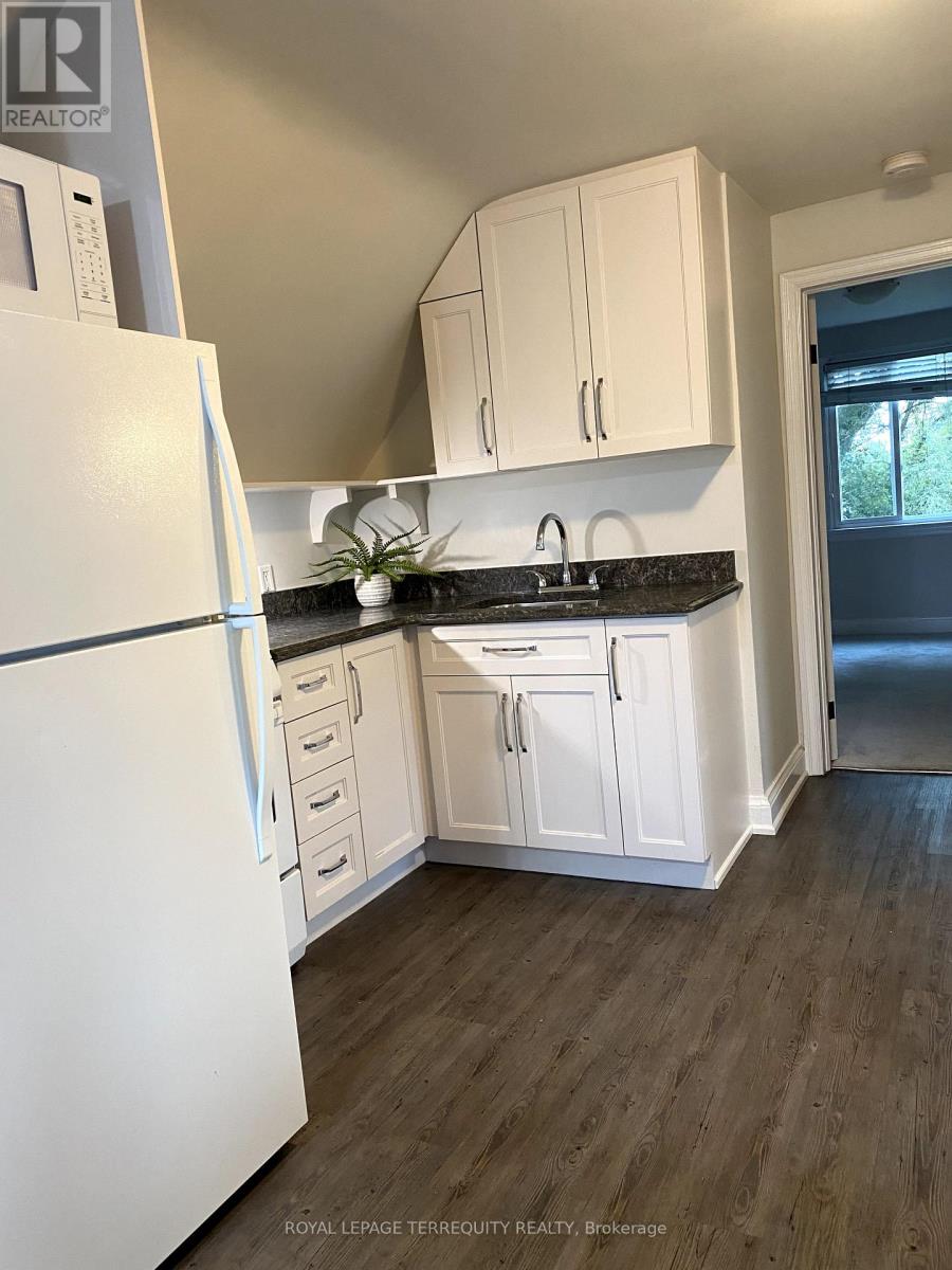 Upper - 14 Flempton Crescent, Toronto, Ontario M1K 3B4 - Photo 2 - E12522738