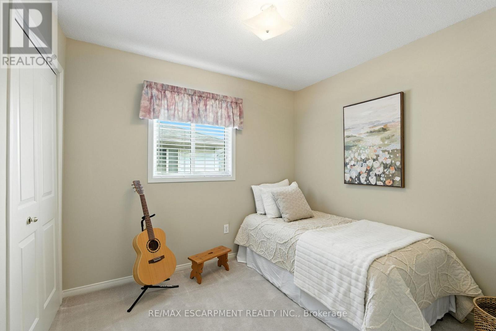 18 Naples Boulevard, Hamilton, Ontario  L9B 2J2 - Photo 31 - X12435465