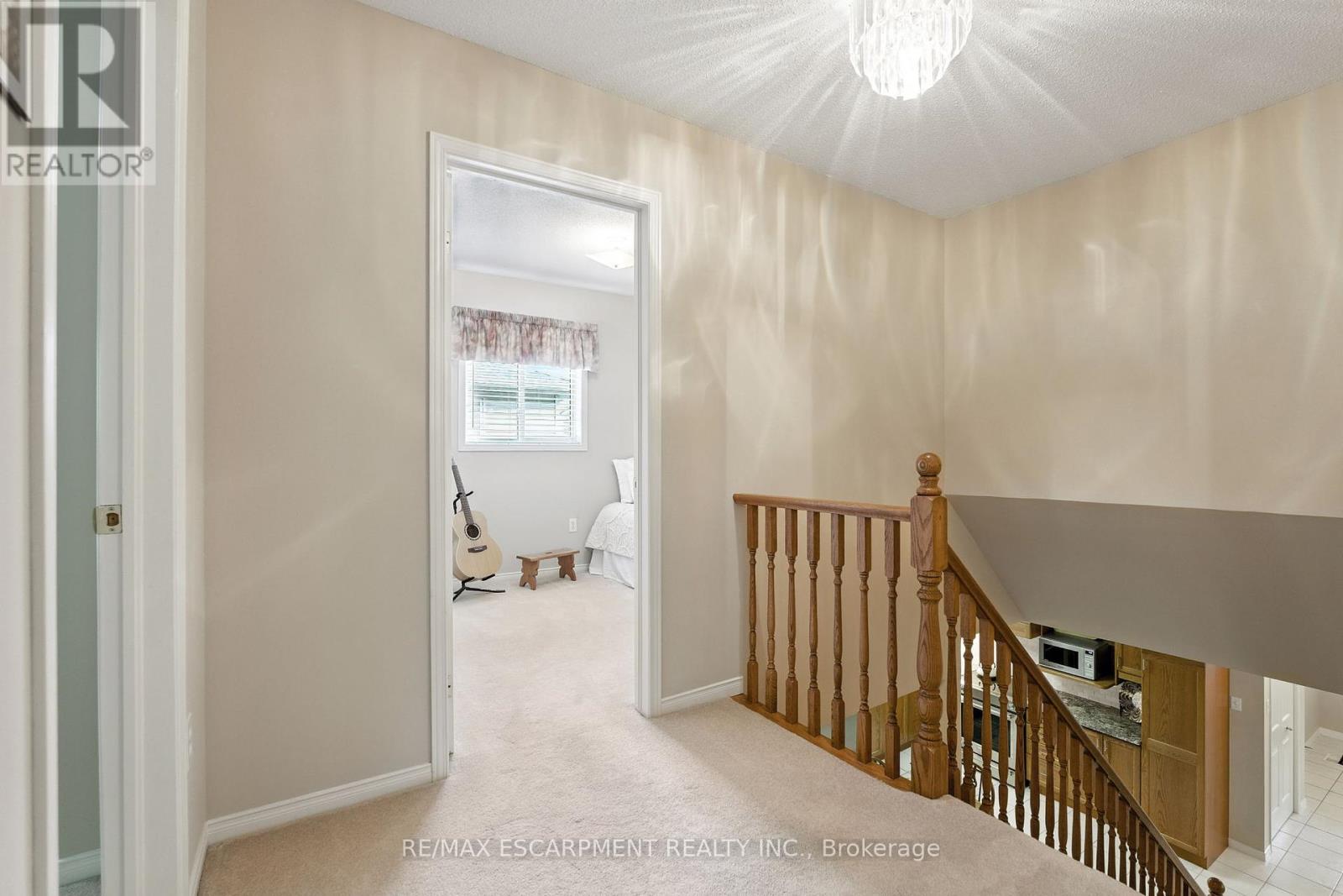 18 Naples Boulevard, Hamilton, Ontario  L9B 2J2 - Photo 21 - X12435465