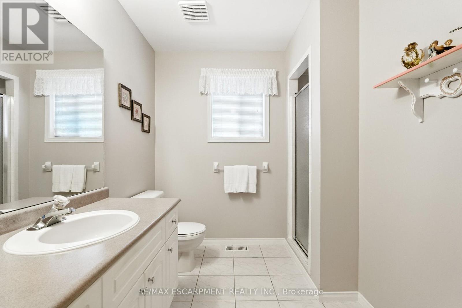 18 Naples Boulevard, Hamilton, Ontario  L9B 2J2 - Photo 18 - X12435465