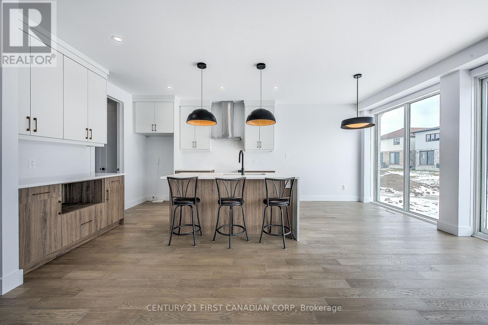 245 Hesselman Crescent, London South, Ontario  N6M 0K3 - Photo 11 - X12522784