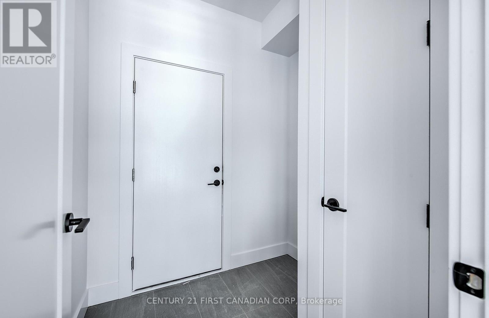 245 Hesselman Crescent, London South, Ontario  N6M 0K3 - Photo 19 - X12522784