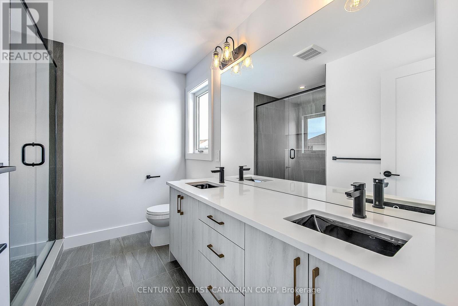 245 Hesselman Crescent, London South, Ontario  N6M 0K3 - Photo 25 - X12522784