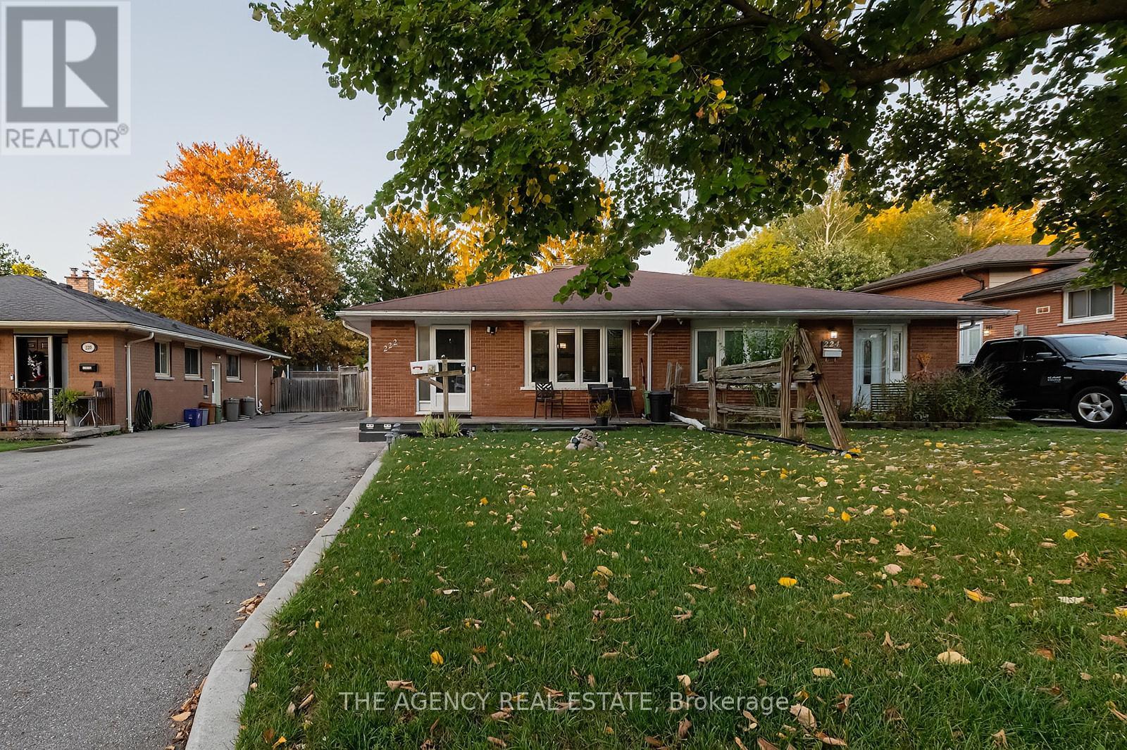 222 Cairn Street, London South, Ontario  N5Z 3W7 - Photo 1 - X12522886