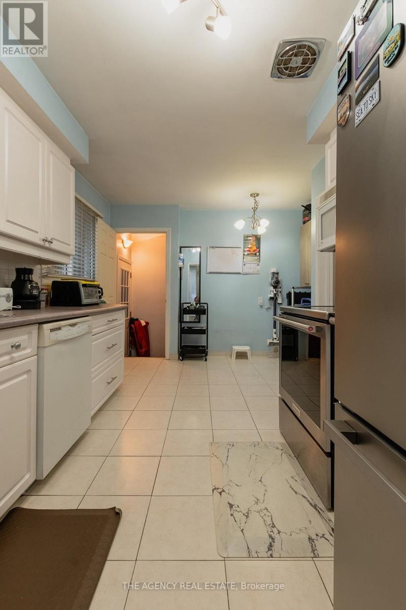 222 Cairn Street, London South, Ontario  N5Z 3W7 - Photo 20 - X12522886