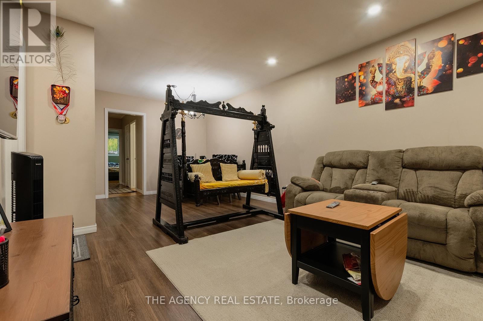 222 Cairn Street, London South, Ontario  N5Z 3W7 - Photo 22 - X12522886