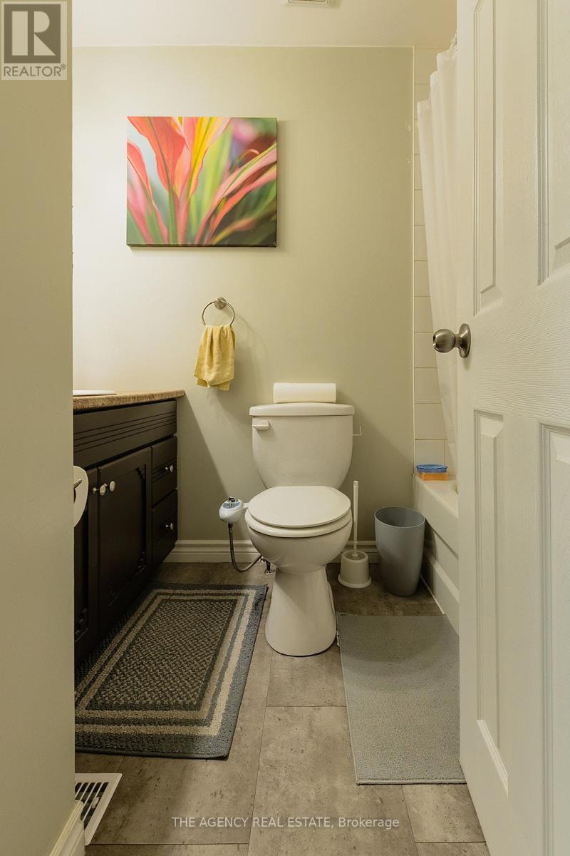 222 Cairn Street, London South, Ontario  N5Z 3W7 - Photo 26 - X12522886