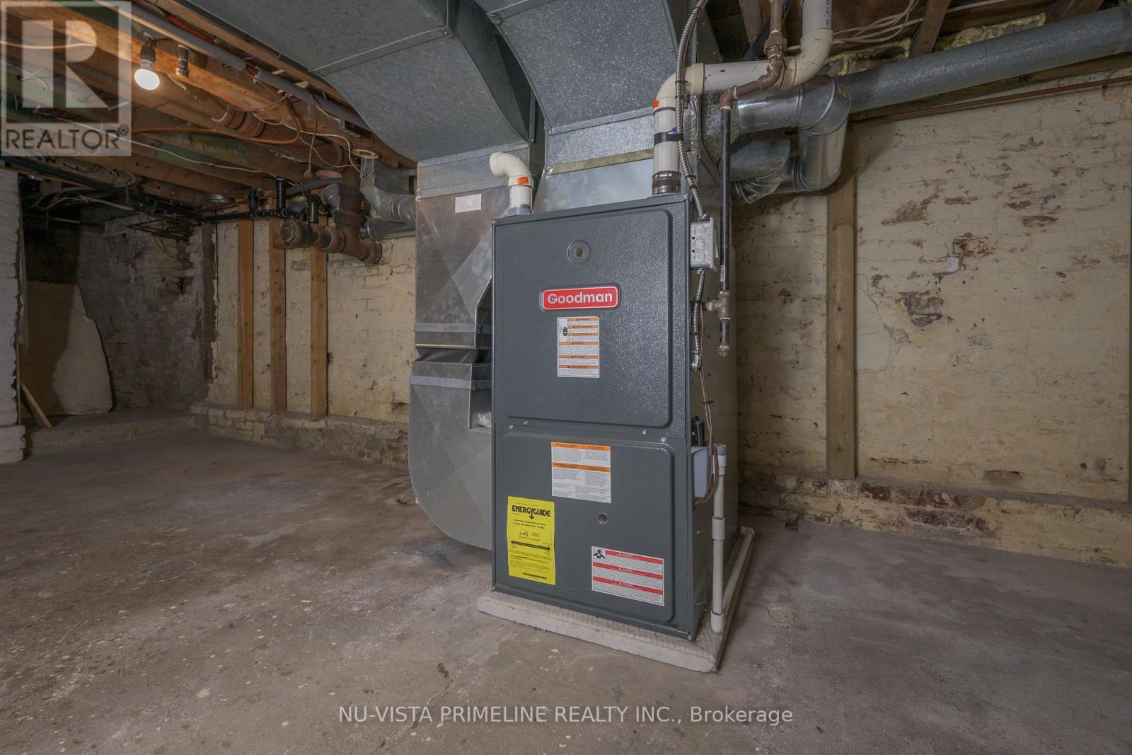 124 High Street W, Strathroy-Caradoc, Ontario  N7G 1G9 - Photo 32 - X12523068