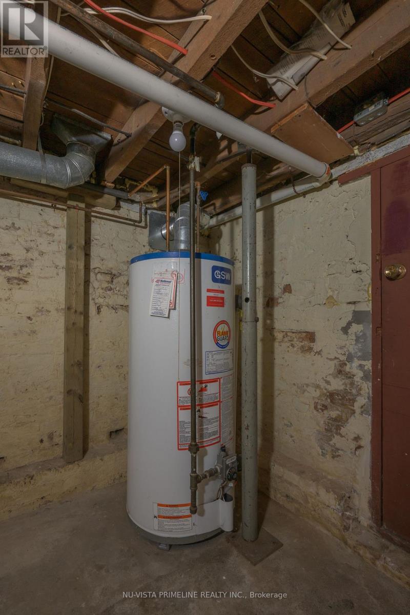 124 High Street W, Strathroy-Caradoc, Ontario  N7G 1G9 - Photo 33 - X12523068