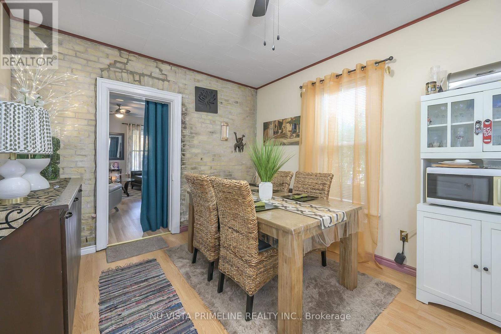 124 High Street W, Strathroy-Caradoc, Ontario  N7G 1G9 - Photo 39 - X12523068