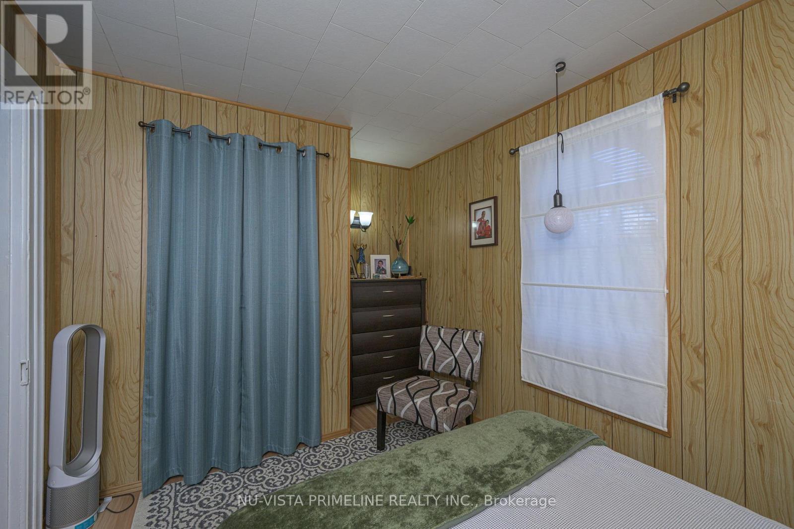 124 High Street W, Strathroy-Caradoc, Ontario  N7G 1G9 - Photo 45 - X12523068