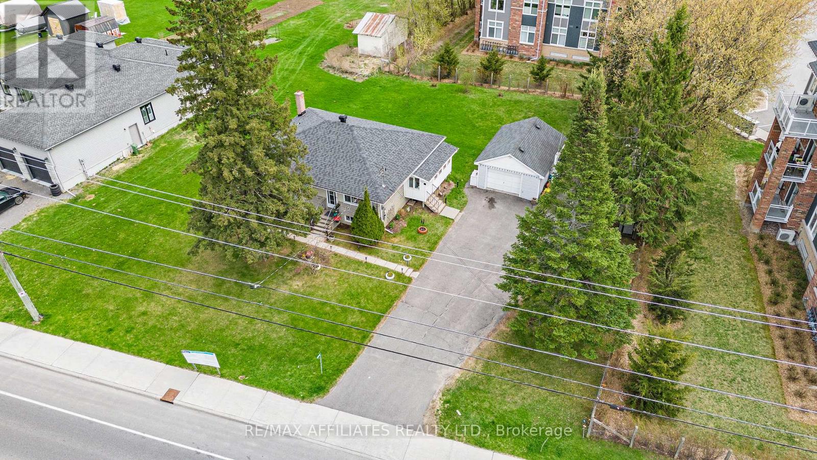 Part 1-2 Renaud Road, Ottawa, Ontario  K1W 0L1 - Photo 4 - X12522856