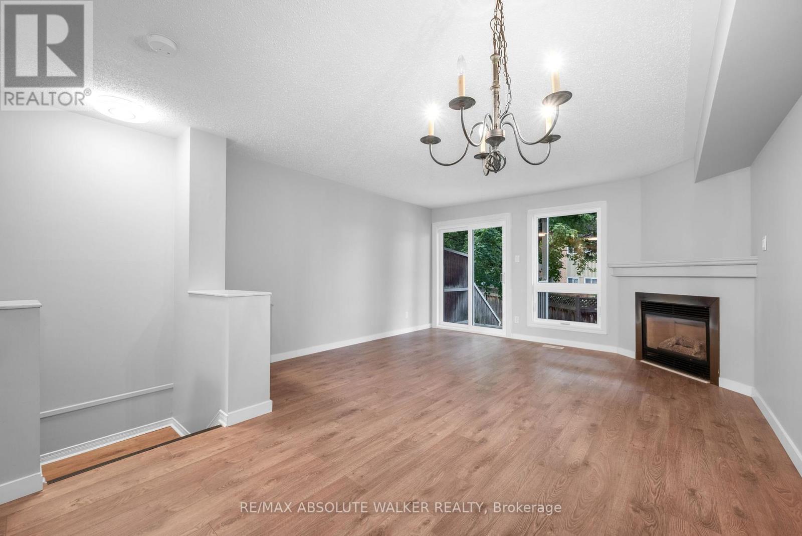 1673 Locksley Lane, Ottawa, Ontario  K1J 1B6 - Photo 13 - X12522878