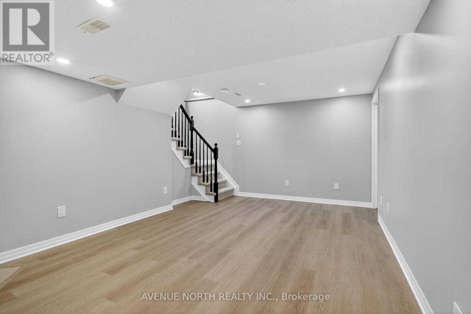 629 Sunburst Street, Ottawa, Ontario  K1T 0L1 - Photo 41 - X12522880