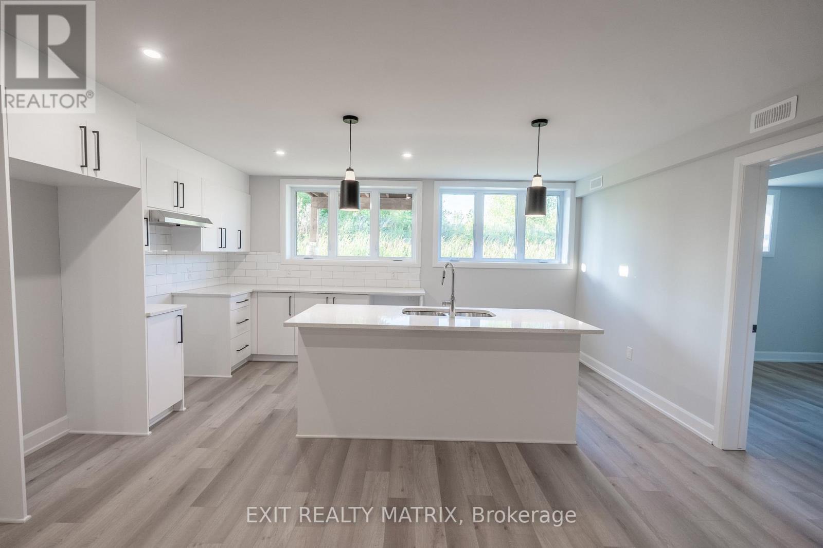 784-786 Walton Street, Cornwall, Ontario K6H 0J2 - Photo 10 - X12522940