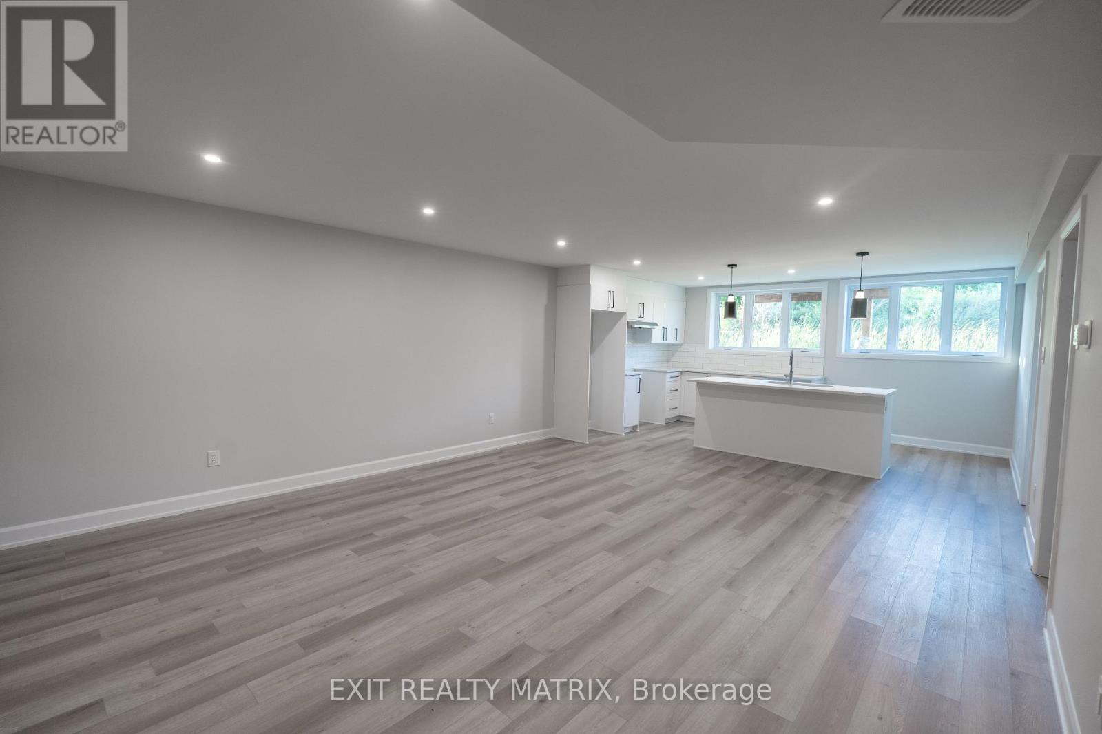 784-786 Walton Street, Cornwall, Ontario K6H 0J2 - Photo 9 - X12522940