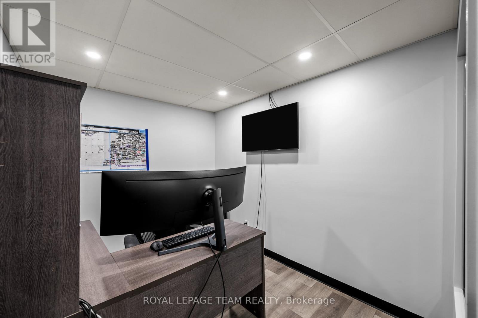 123 - 15 Capella Court, Ottawa, Ontario  K2E 7X1 - Photo 27 - X12522958