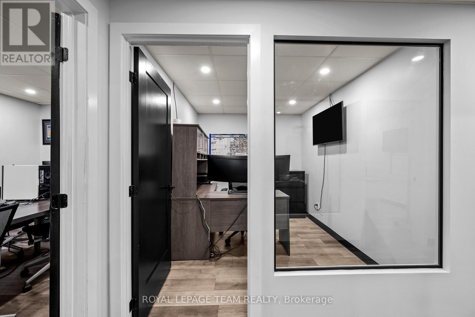 123 - 15 Capella Court, Ottawa, Ontario  K2E 7X1 - Photo 29 - X12522958